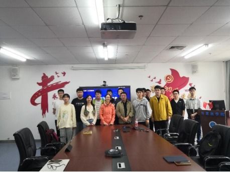 软件工程系开展“企业专家进课堂”系列活动（一） 探究工业智能产品的软件开发之路